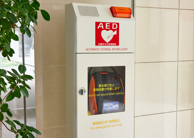 AED（自動体外式除細動）